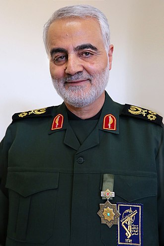 Qasem_Soleimani_with_Zolfaghar_Order
